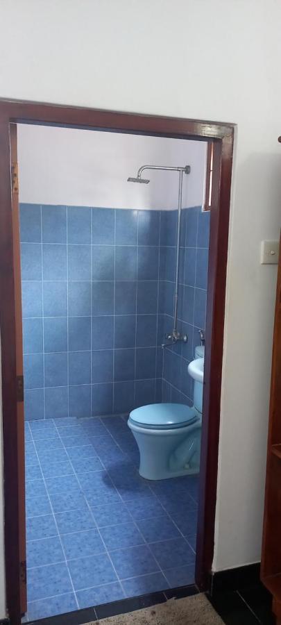 Ocean View Tourist Guest House At Negombo Beach Near The Airport Exterior photo