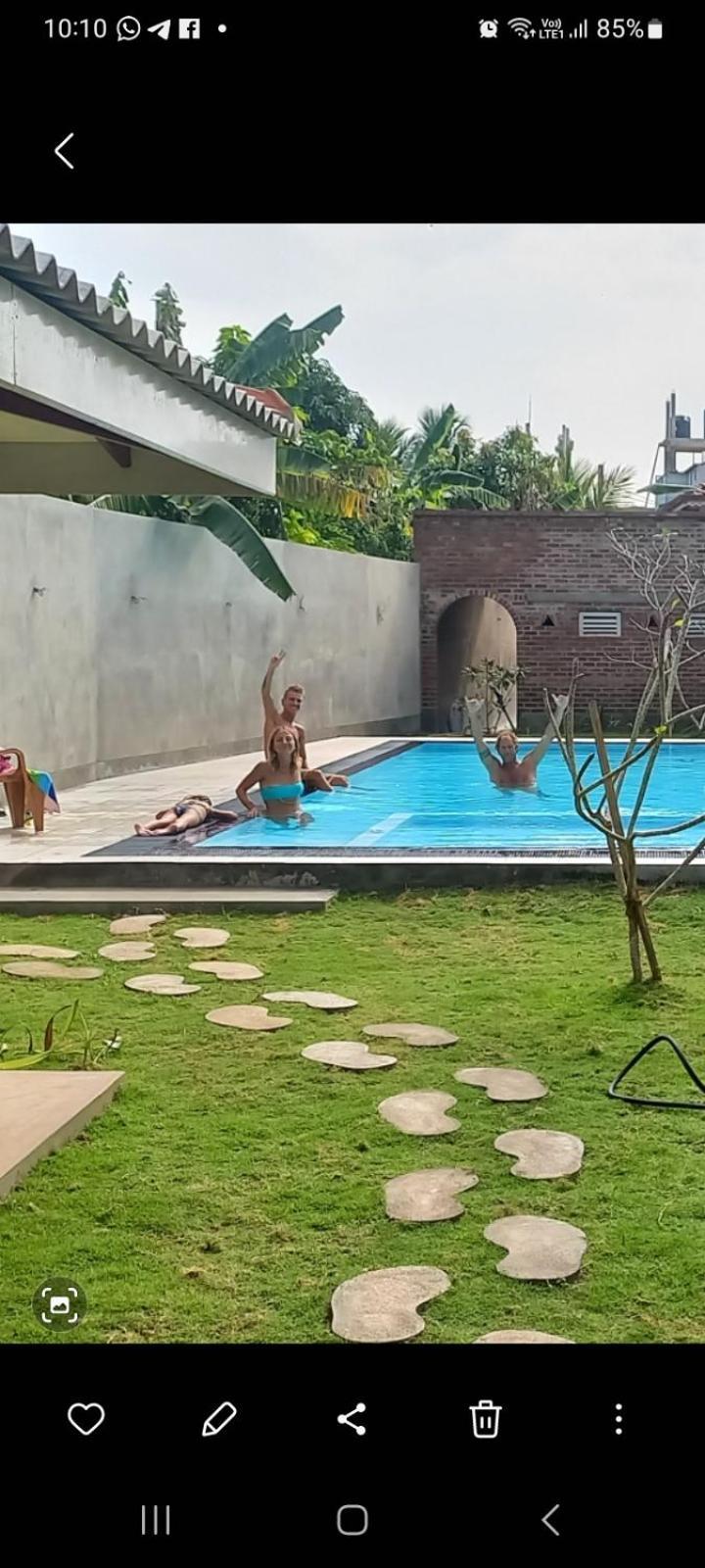 Ocean View Tourist Guest House At Negombo Beach Near The Airport Exterior photo